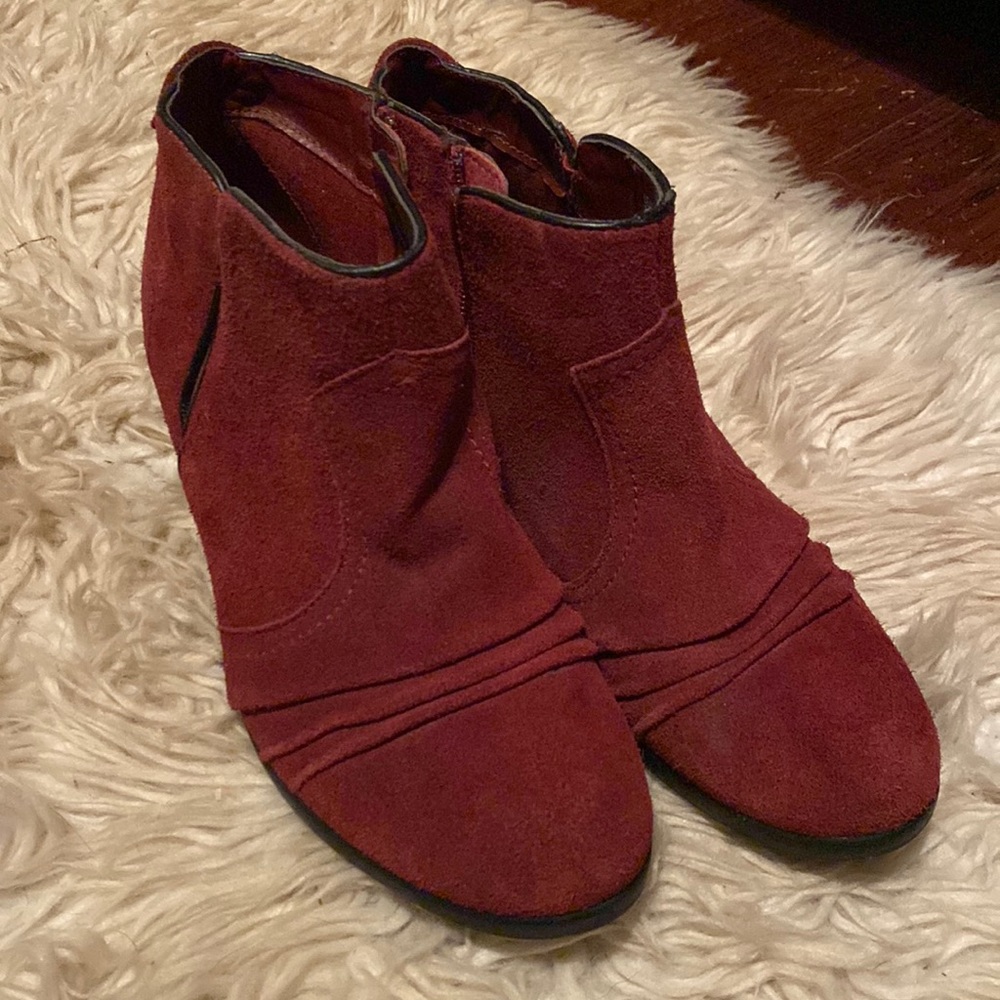 Earth Origins- leather bootie